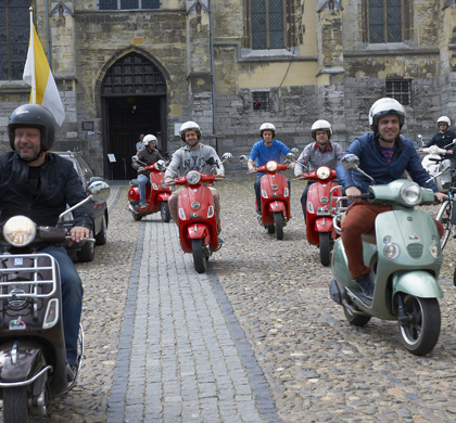 Bike and Scooter Tours | Discover what the heart of Limburg has to offer while enjoying a ride on a bicycle, e-bike or scooter.