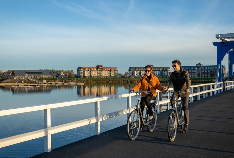 Location de vélos, VTT, vélos électriques ou e-chopper