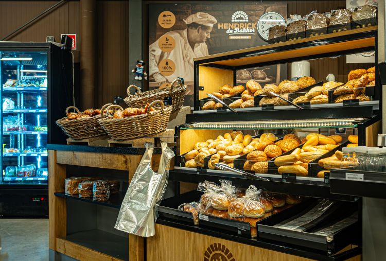 MRT Shop & Bakery