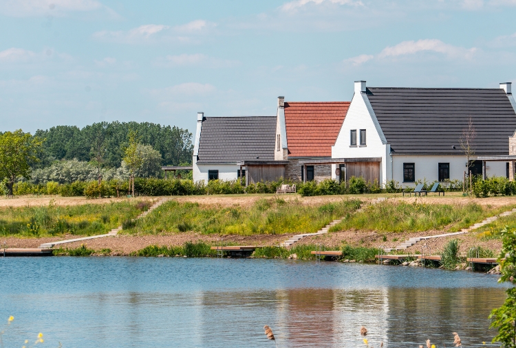 Wohnen & Angeln in Komfort: Premium Water Villen mit privatem Steg